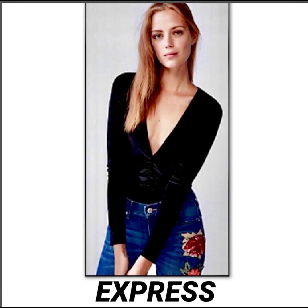 PETITE EXPRESS Plunging V-NeckVelvetThong Bodysuit
